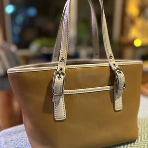 Vintage Leather Coach — Legacy West Small Market Tote Bag in Tan & Ivory